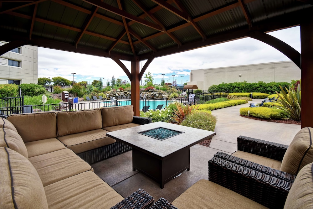 DoubleTree by Hilton Hotel Pleasanton at the Club - photo 55