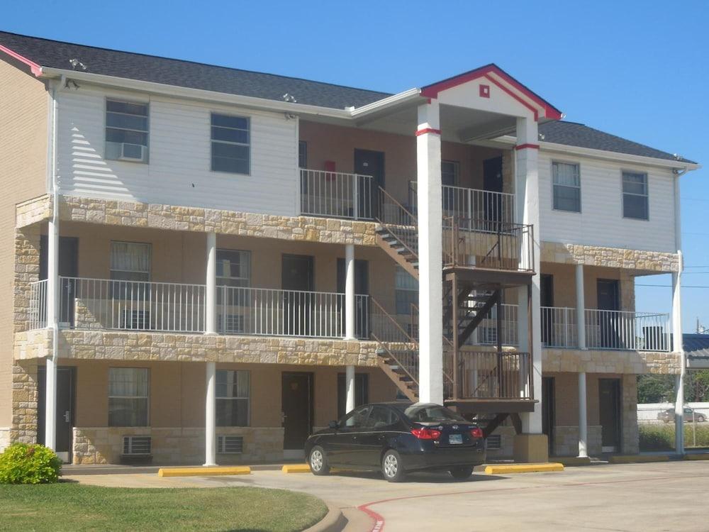 Relax Inn Mineral Wells - featured photo