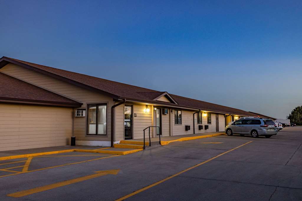 Super 8 by Wyndham Valentine NE - photo 5