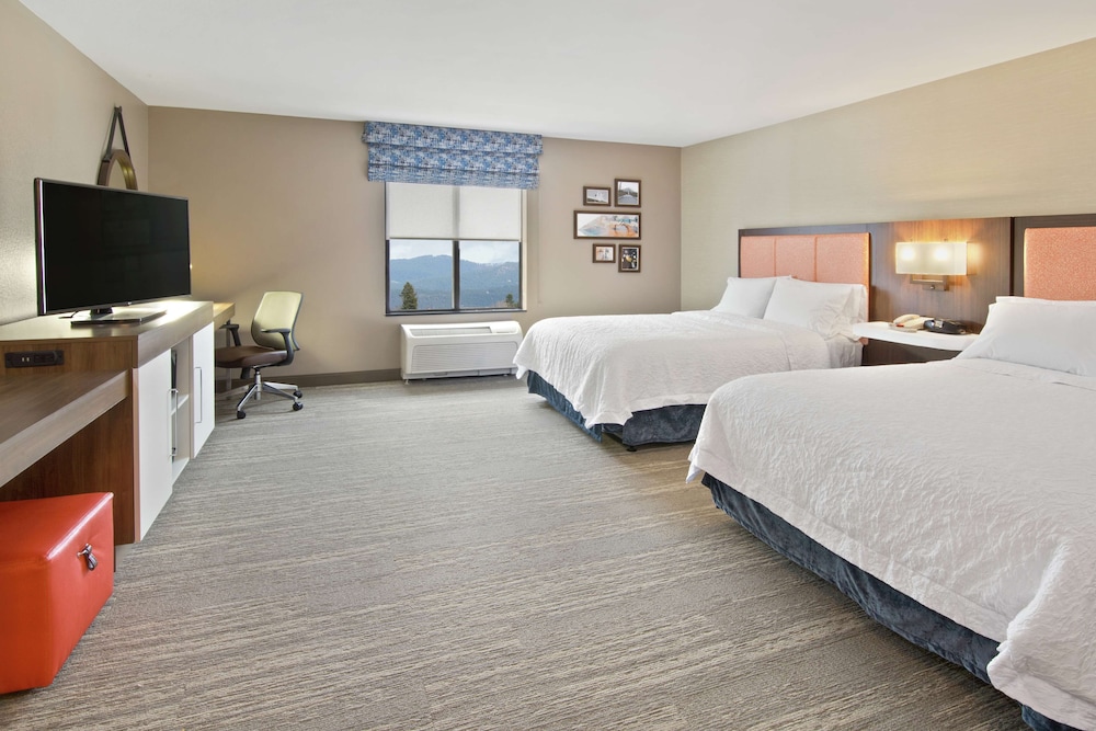 Hampton Inn & Suites Spokane Valley - photo 22