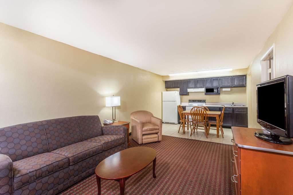 Baymont by Wyndham Pigeon Forge near Island Drive - photo 13
