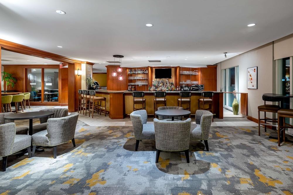 Hilton Garden Inn Tysons Corner - photo 25