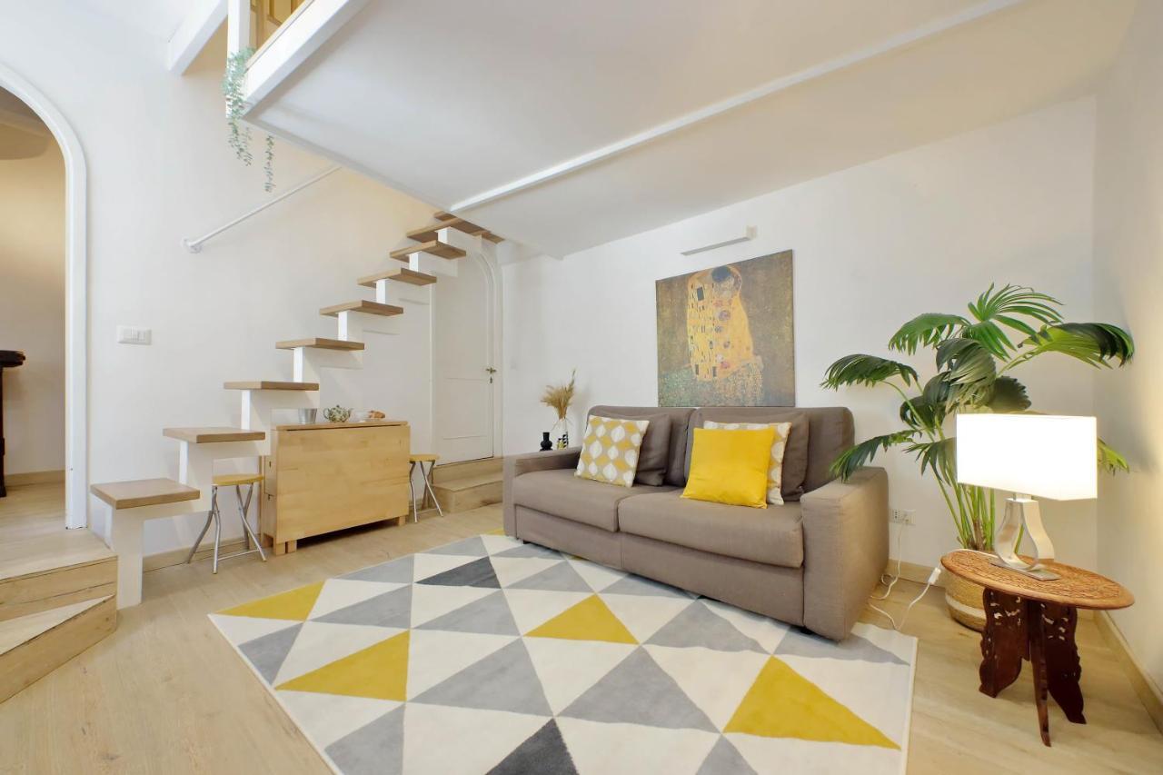 Fontanella Dream apartment — 4-Star Luxury Hotel in Rome, Italy