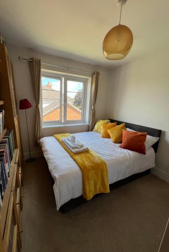 Double size bed Free WiFi Free Parking in Sheffield, United Kingdom