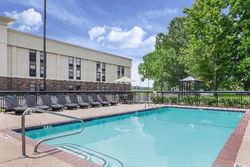 Hampton Inn Lagrange near Callaway Gardens - photo 125