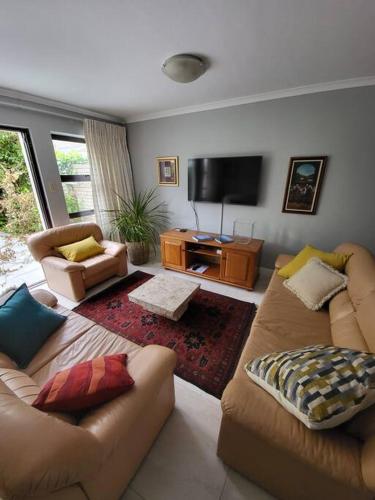 Fynbosrus on Grotto in Hermanus, South Africa