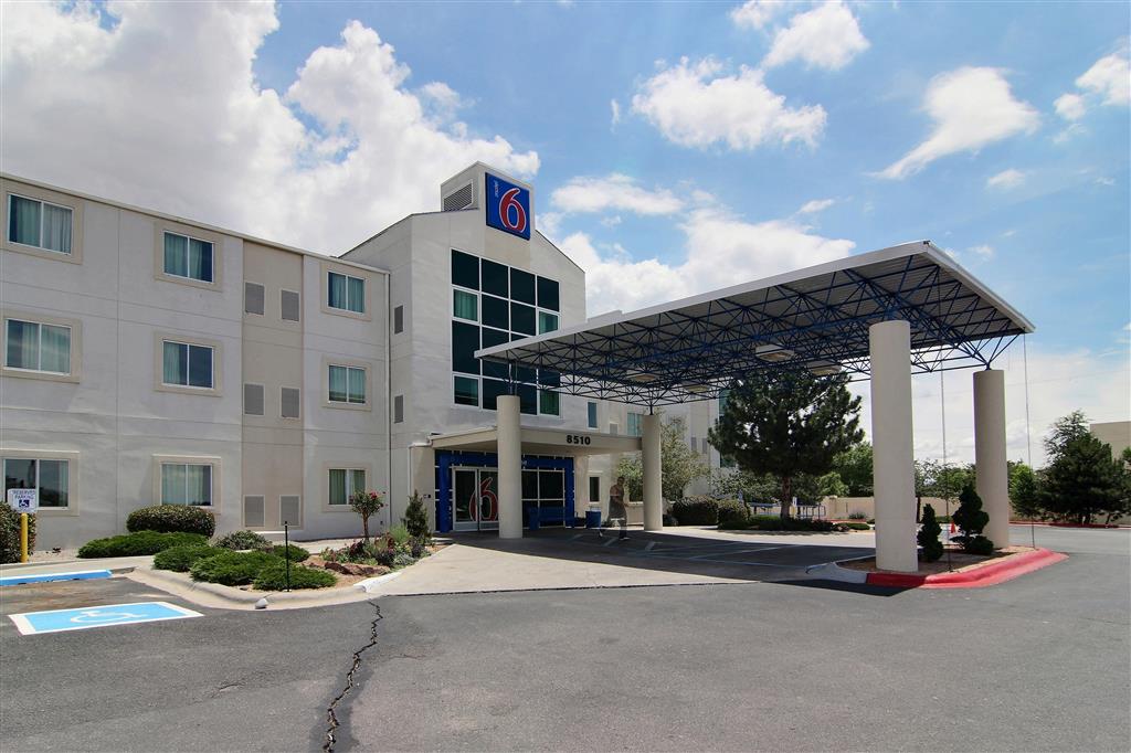 Motel 6 Albuquerque NM North - featured photo