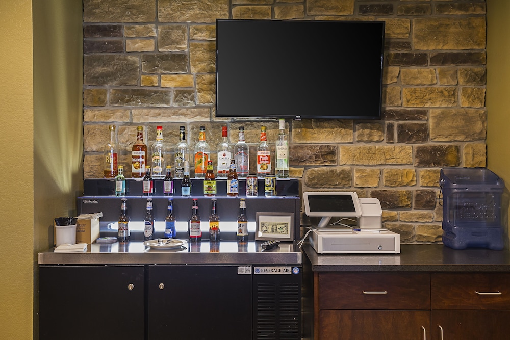 Cobblestone Inn & Suites Lakin - photo 39