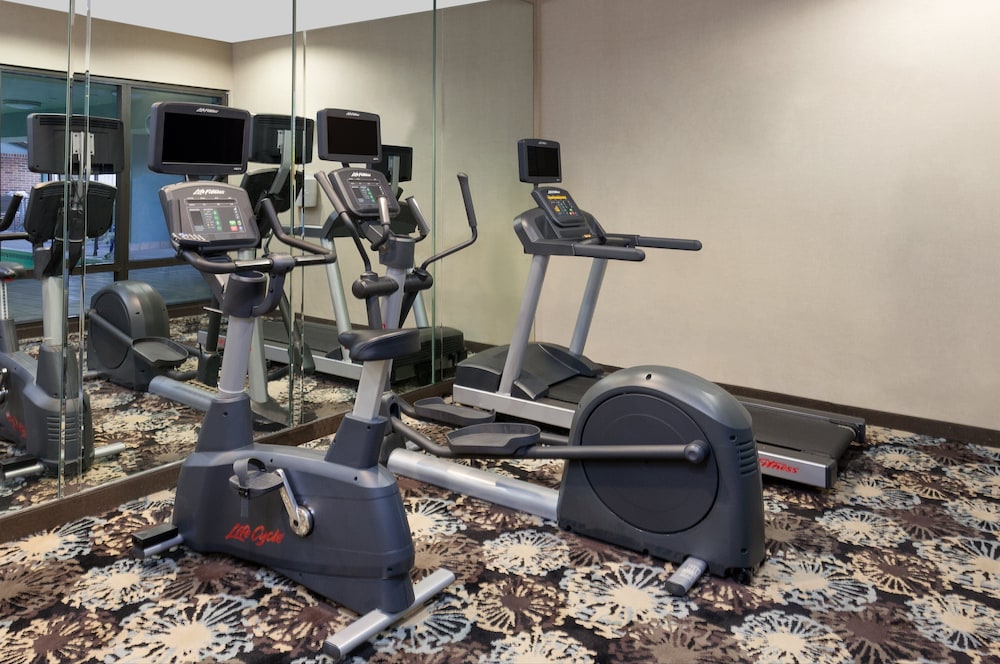 Holiday Inn Express Hotel & Suites Dayton West Brookville by IHG - photo 18