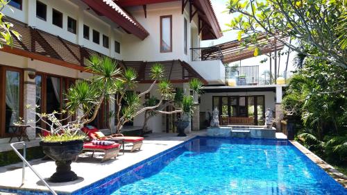 Unique spacious luxury villa — 4-Star Luxury Hotel in Jimbaran, Indonesia