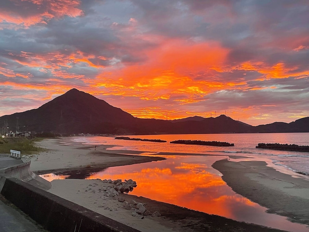 Wakasasurfhotel Ilmare in Takahama, Japan