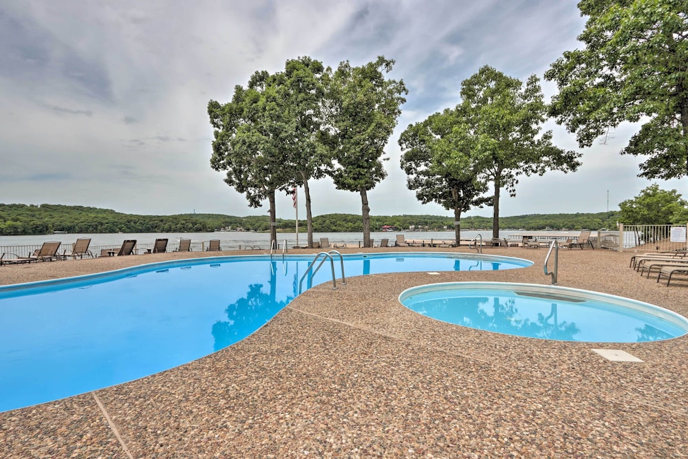 Scenic Convenient Lake of the Ozarks Resort Condo - photo 18