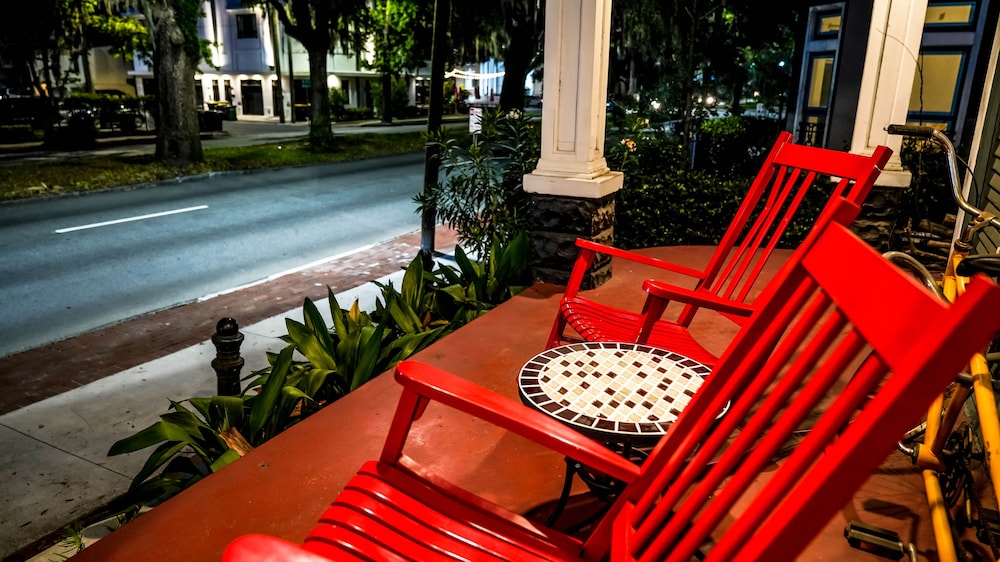Isetta Inn - photo 404