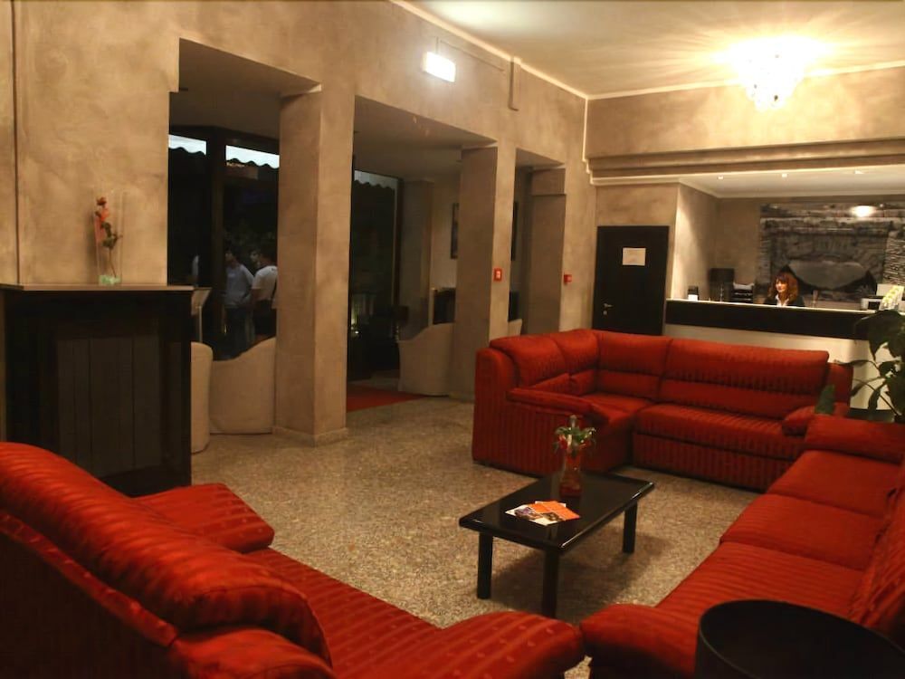 Hotel Pineta — hotel in Cagli