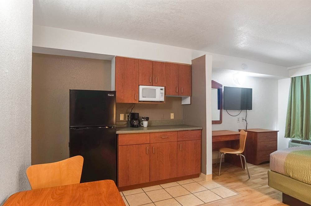 Suburban Extended Stay South of Downtown tinker AF - photo 19