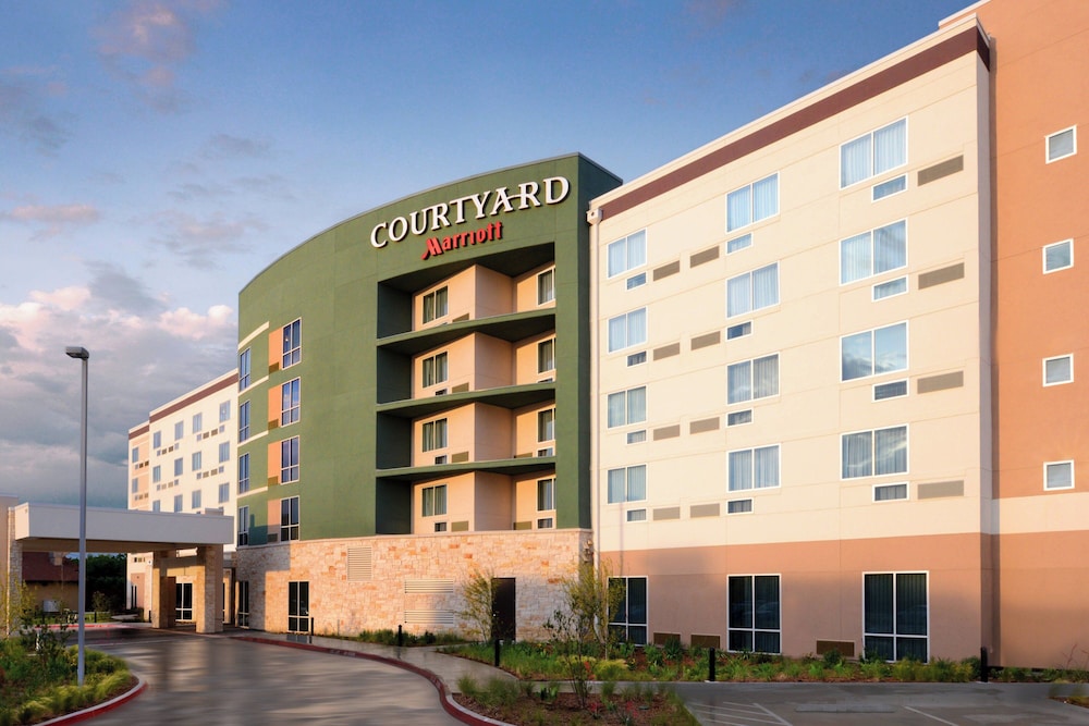 Courtyard by Marriott Dallas Plano The Colony — hotel in The Colony