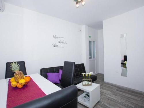 Villa Roza One Bedroom Apartment with Balcony