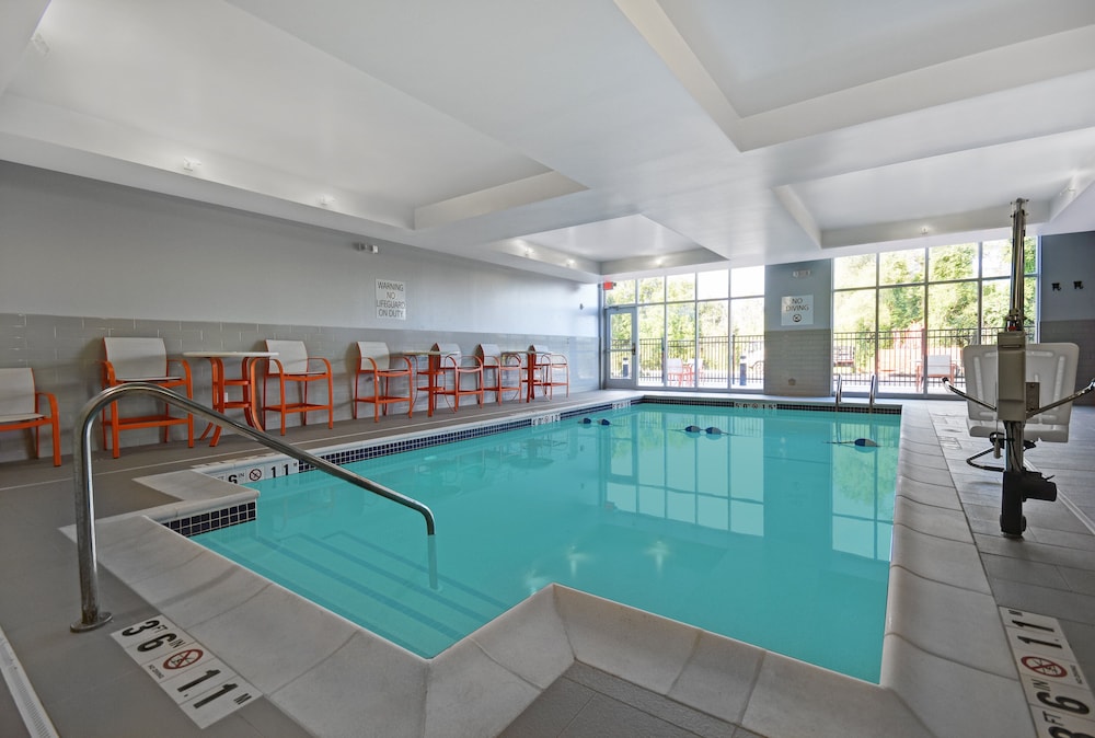 Holiday Inn Grand Rapids North Walker by IHG - photo 21