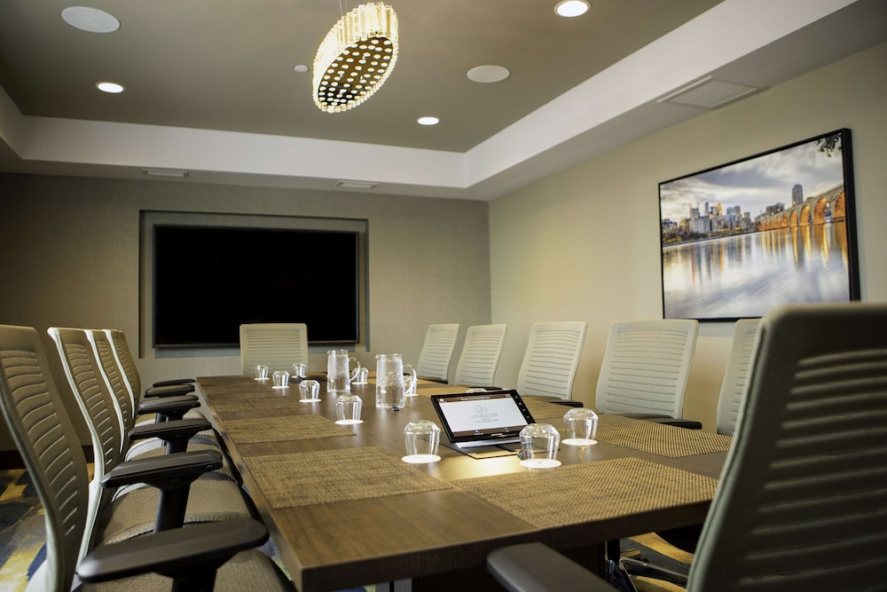 Hilton Garden Inn Minneapolis University Area - photo 40