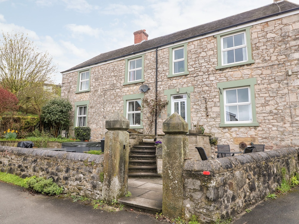 The Old Post Office — 4-Star Luxury Hotel in Matlock, United Kingdom