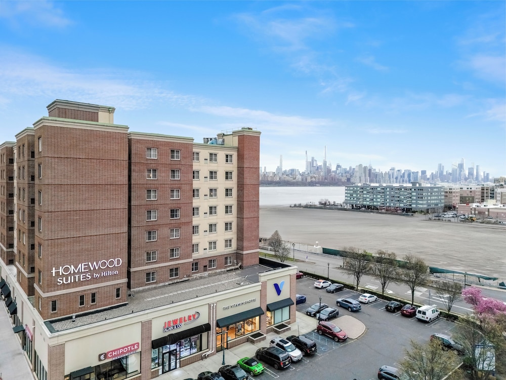 Homewood Suites by Hilton Edgewater NYC Area - photo 40