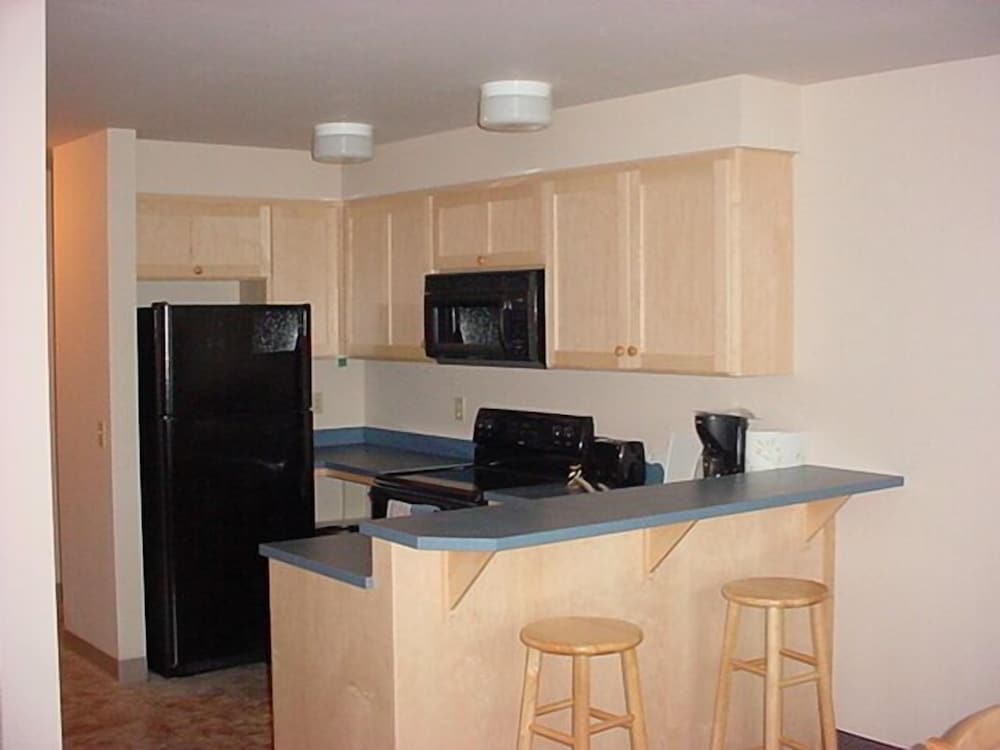 Sea Breeze Court - photo 17