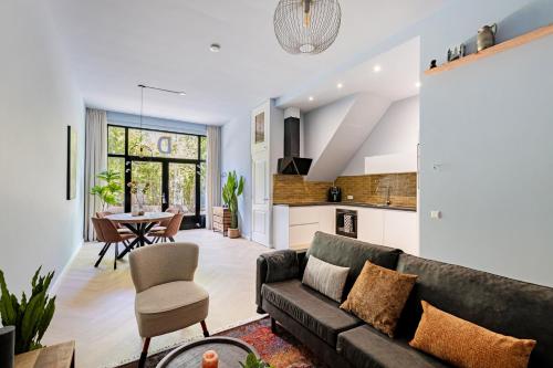 Stylish apartment next to the Amstel river Unit D — 4-Star Luxury Hotel in Amsterdam, Netherlands