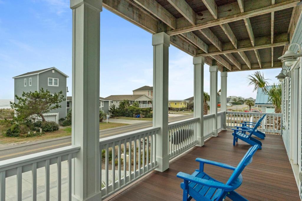 Coast is Clear by Oak Island Accommodations - photo 6
