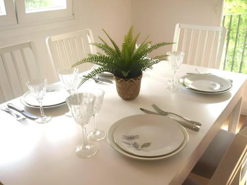 Jardines Del Ebro 8 Pax Ideal Grupos — Logrono