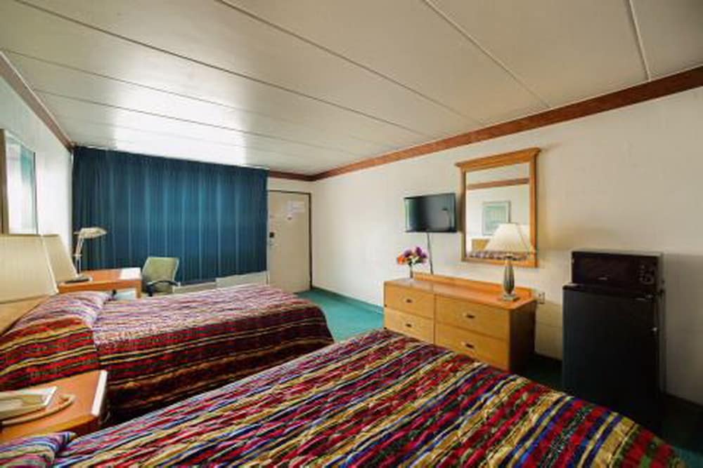 Loyalty Inn Maryville - photo 9