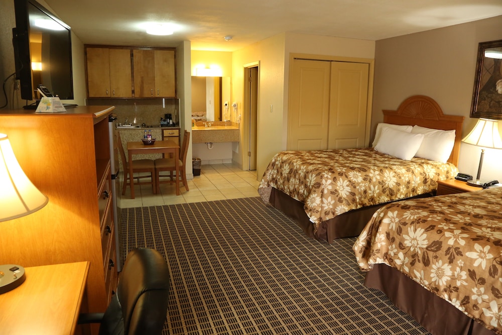 Coach Light Inn Brenham - photo 18