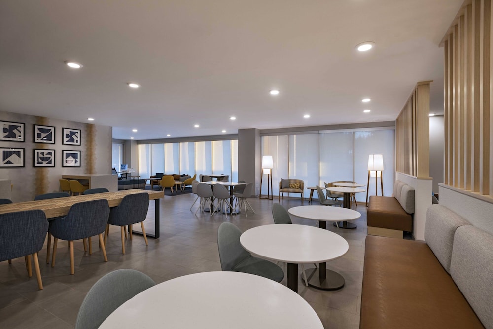 TownePlace Suites by Marriott Brentwood - photo 23