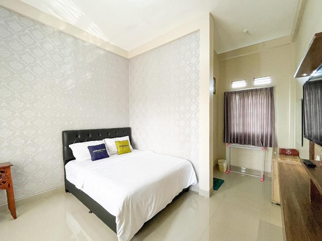 Urbanview Syariah Hotel Kanigara Batu in Batu, Indonesia