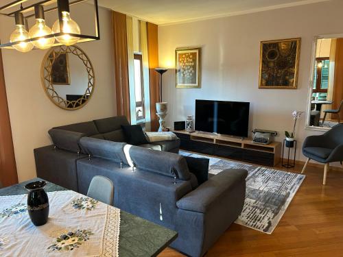 Castelvecchio Apartment — 4-Star Luxury Hotel in Verona, Italy