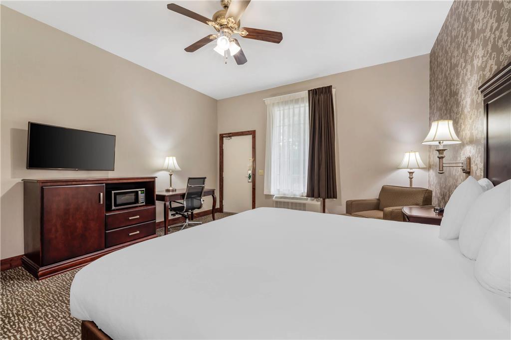 Quality Inn Eureka Springs South - photo 53