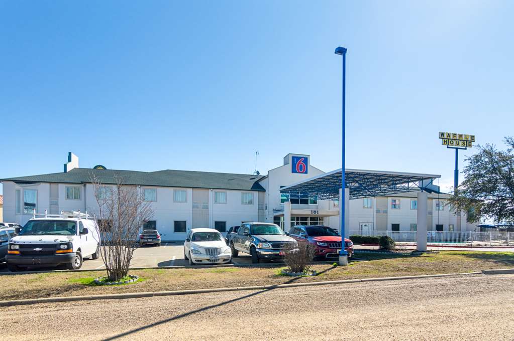 Motel 6 Terrell TX - photo 4