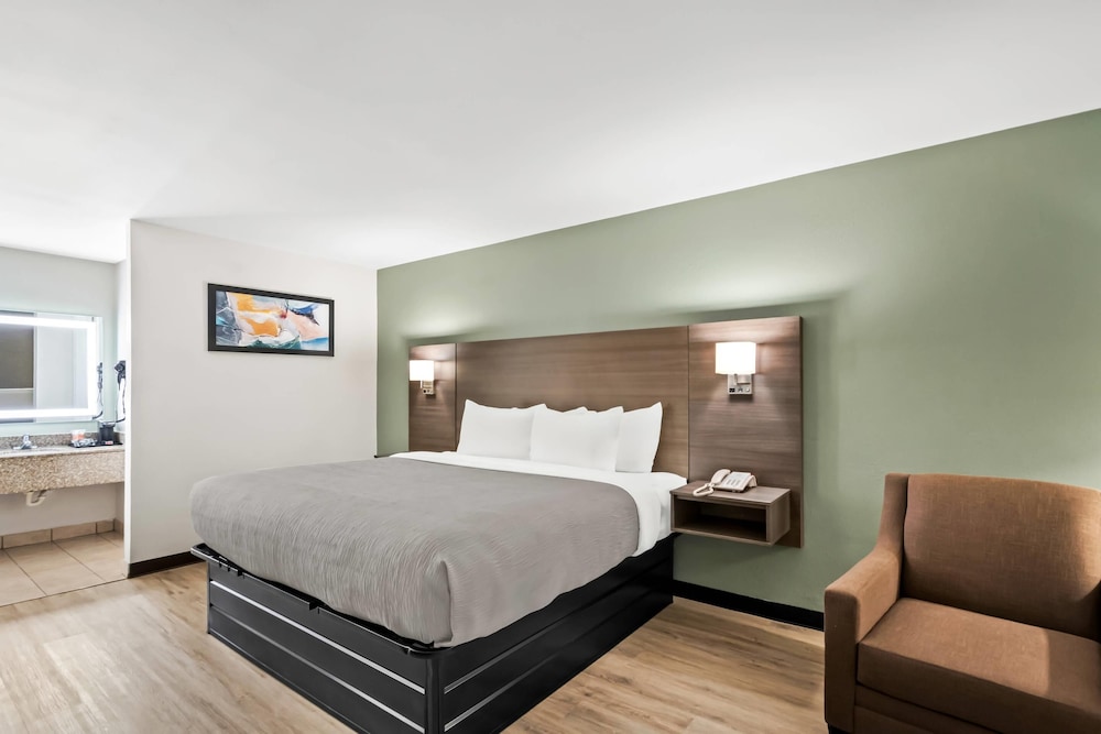 Quality Inn Harvey New Orleans - photo 10
