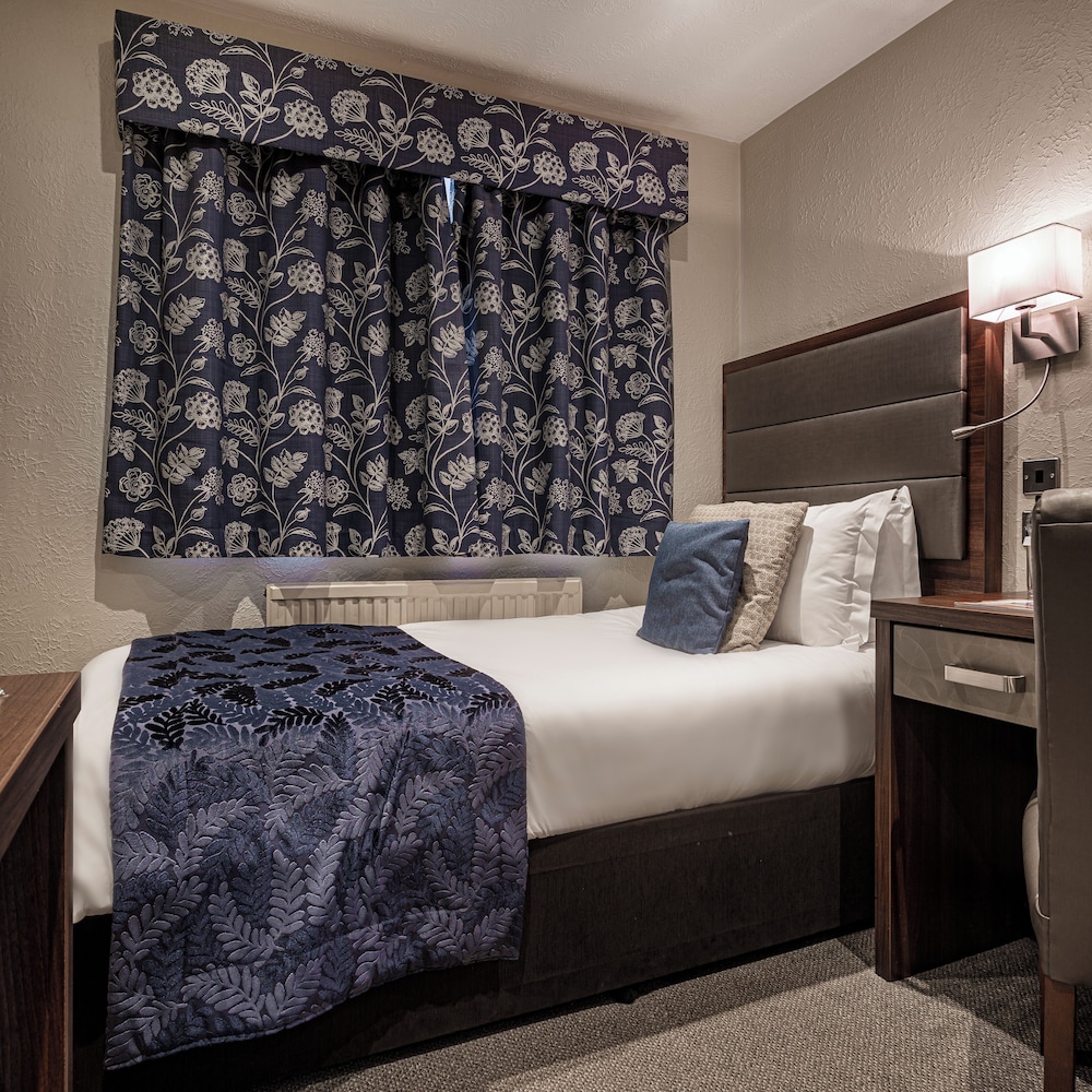 The Old Bridge Inn Holmfirth West Yorkshire — 4-Star Luxury Hotel in Holmfirth, United Kingdom