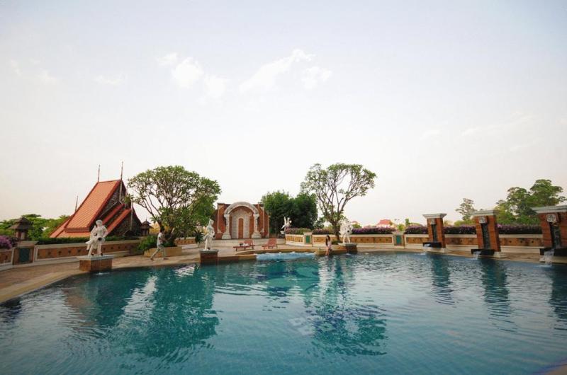 Furama Chiang Mai — 4-Star Luxury Hotel in Chiang Mai, Thailand