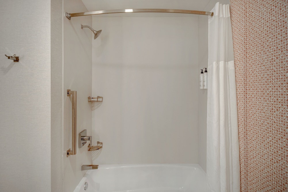 Fairfield by Marriott Inn & Suites Lancaster Palmdale - photo 18