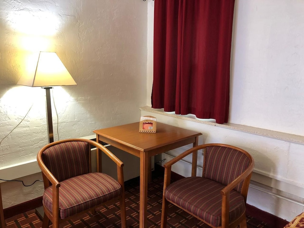 The Autumn Inn - photo 11