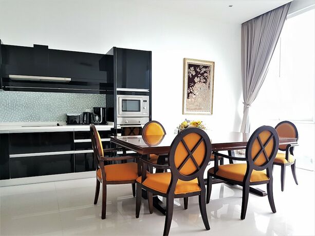 Sunset Plaza 2 Karon Beach by PHR - last minute hotel in Phuket