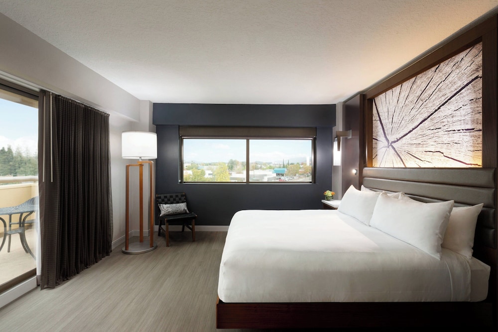 Walnut Creek Marriott - photo 11