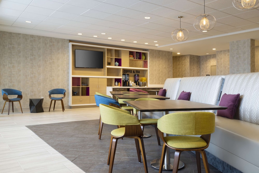 Home2 Suites By Hilton Clovis - photo 6