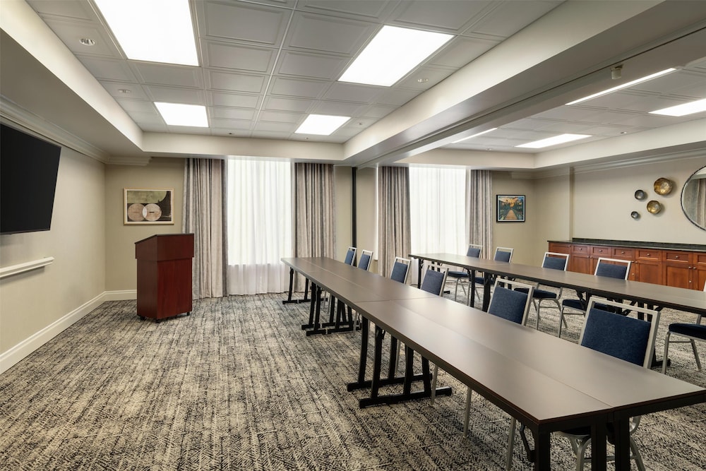 Hampton Inn & Suites Greenville Downtown RiverPlace - photo 39