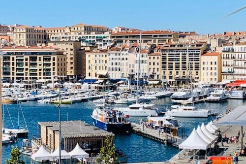 Studio à 2mn du vieux port — 4-Star Luxury Hotel in Marseille, France