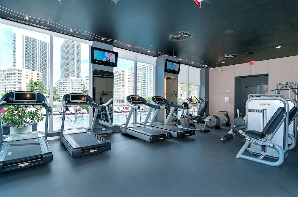 Private Residences at Beachwalk by SoFla Vacations - photo 18