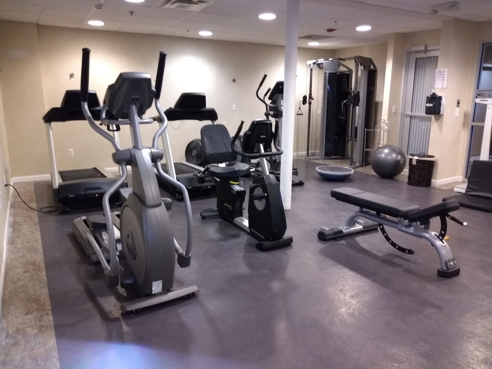 Holiday Inn Express Hotel & Suites Waterford by IHG - photo 68