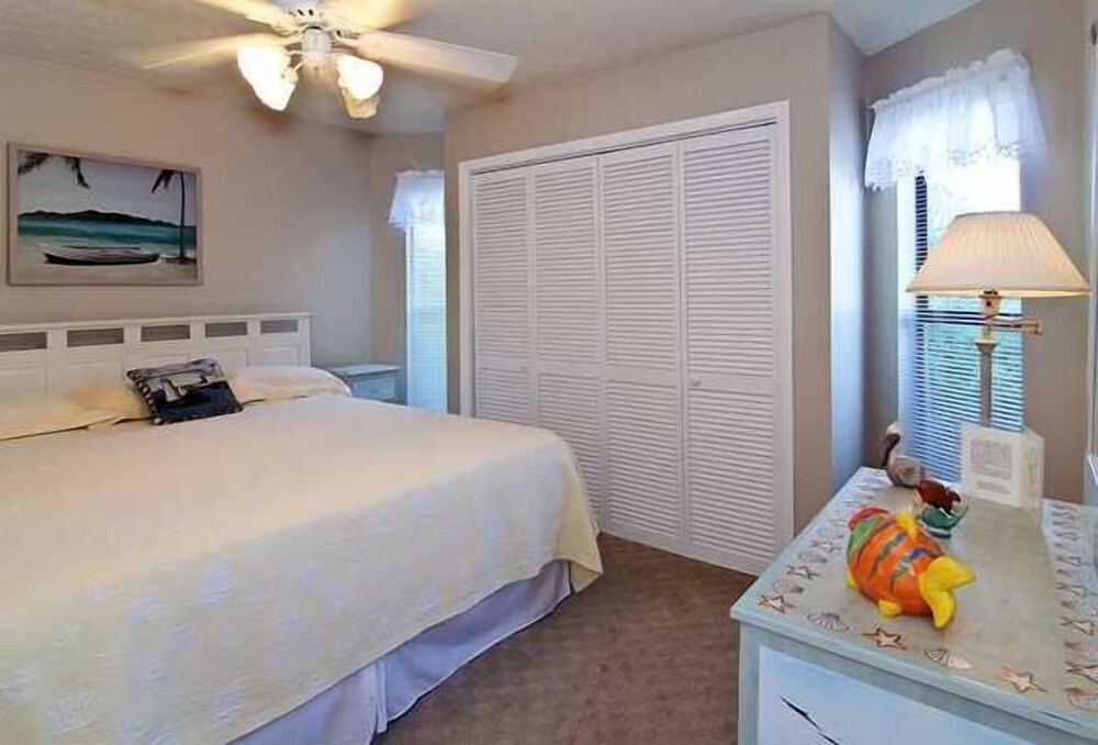 Pineapple Villas on Laguna Beach - photo 96