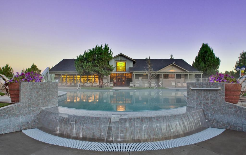 Eagle Crest Resort - photo 7